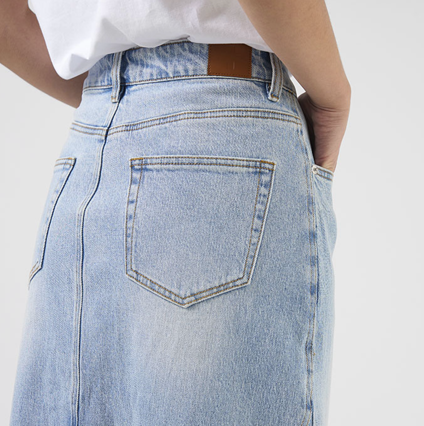 Taylah Skirt Mid Blue
