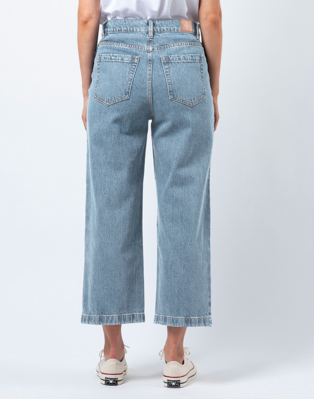 Kendall Cropped Jean Light Wash