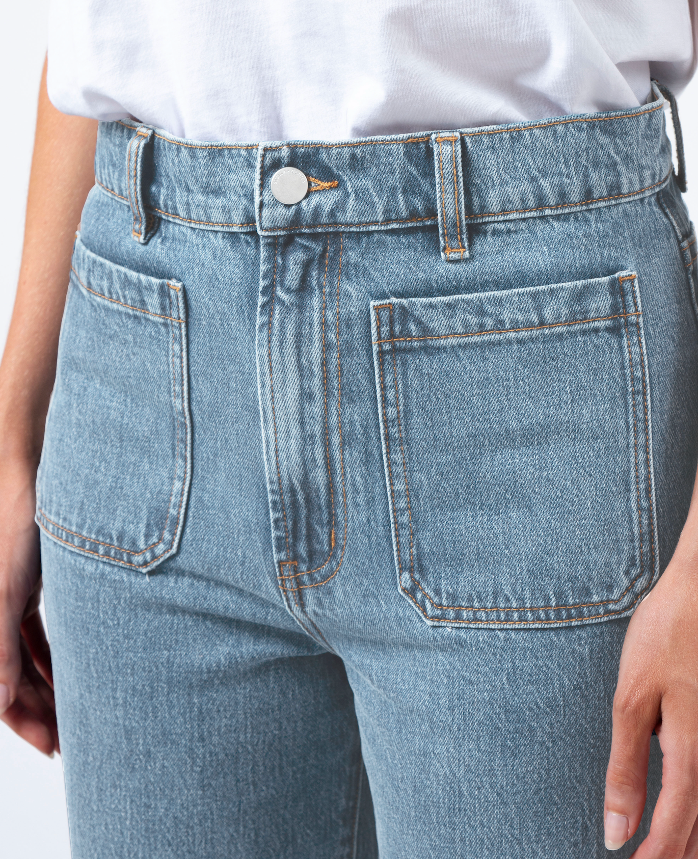 Kendall Cropped Jean Light Wash