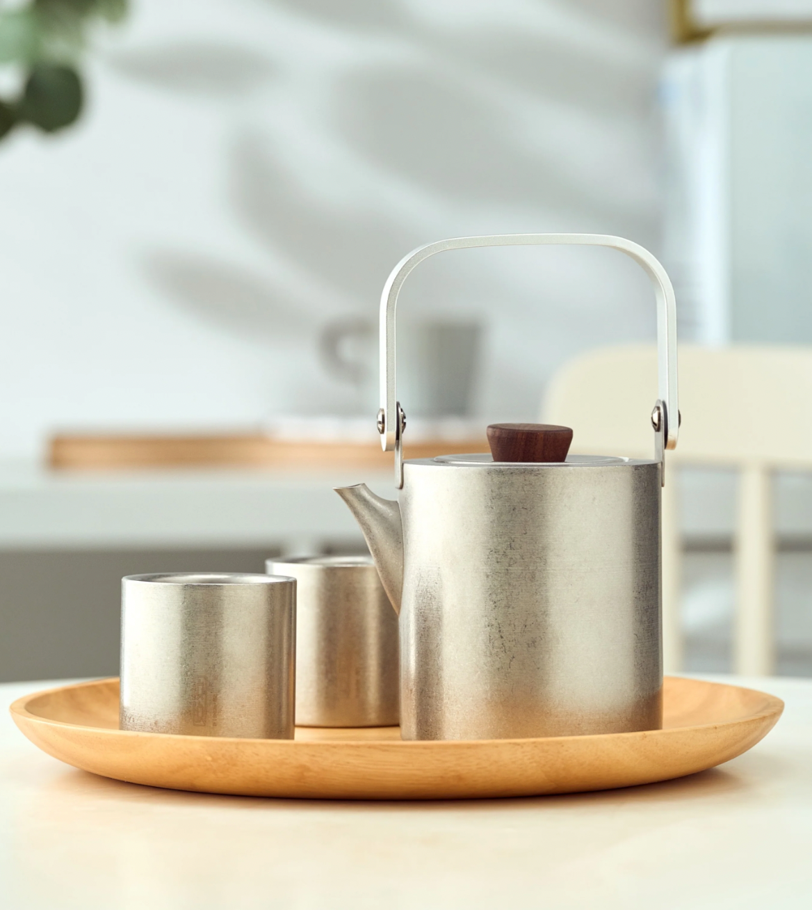 Wonderful Two Tea Kettle Set