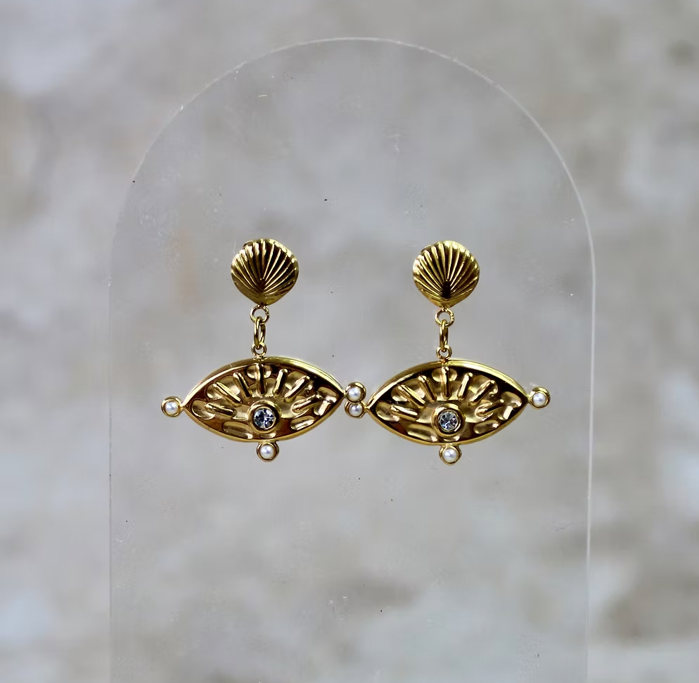 Shell Studs Freya