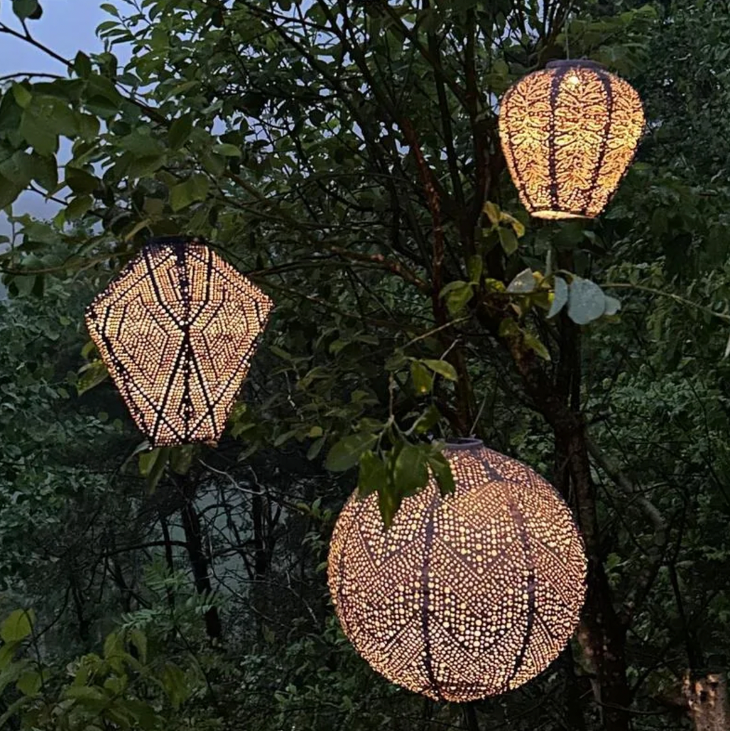 Lantern Round 40cm Mauve Purple Verso
