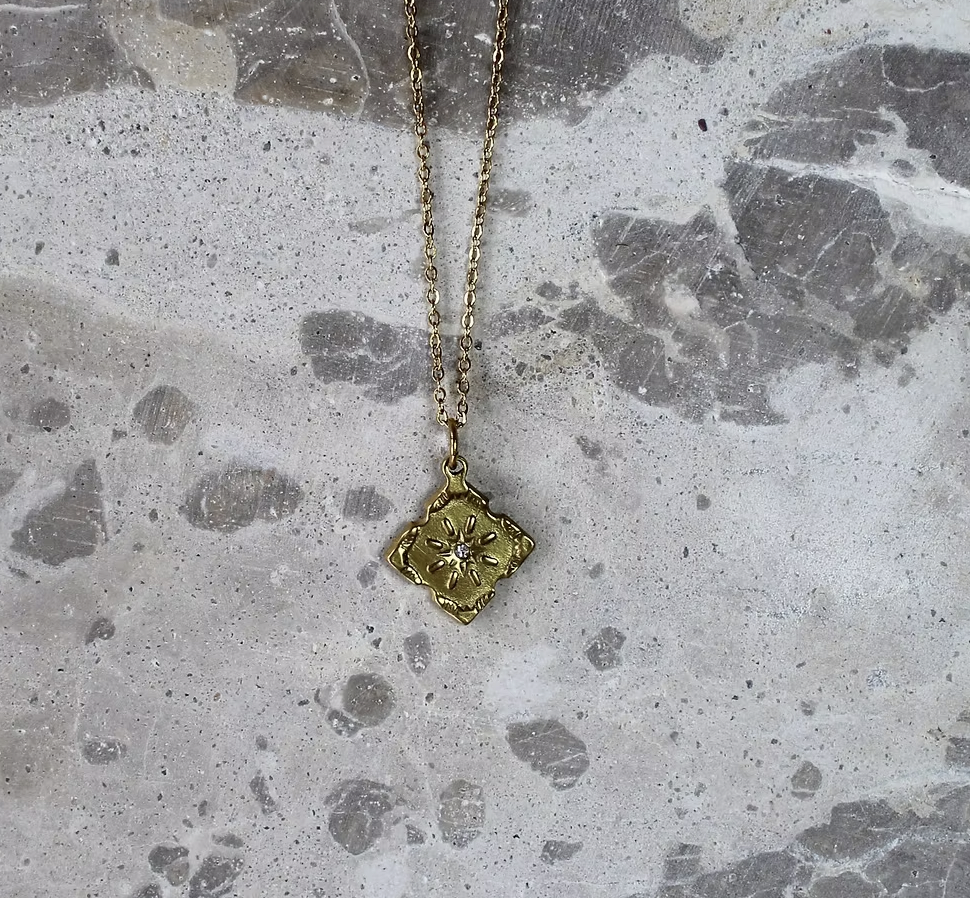 Elle Pressed Star Pendant Necklace