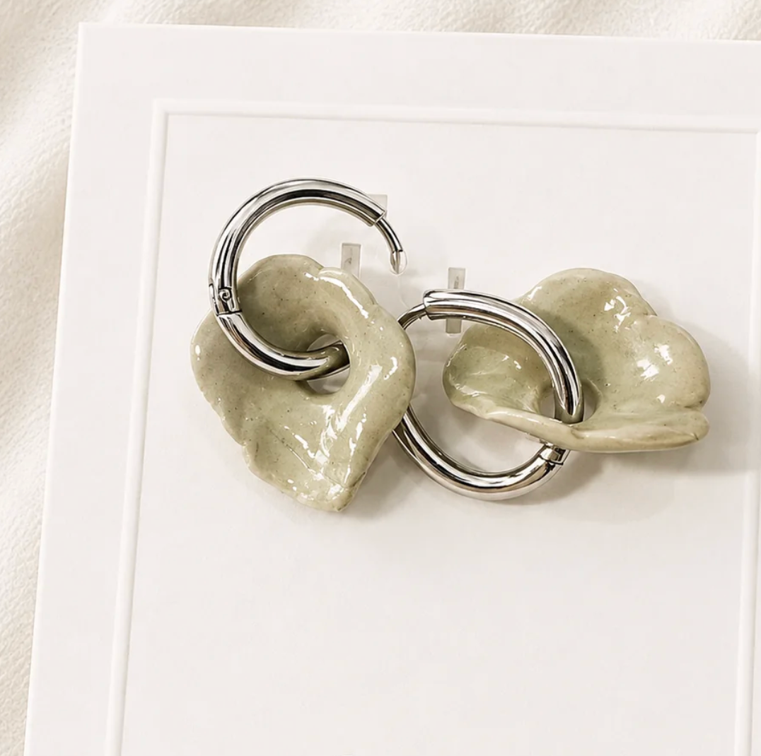 Ari Organic Eggshell Disc Earring
