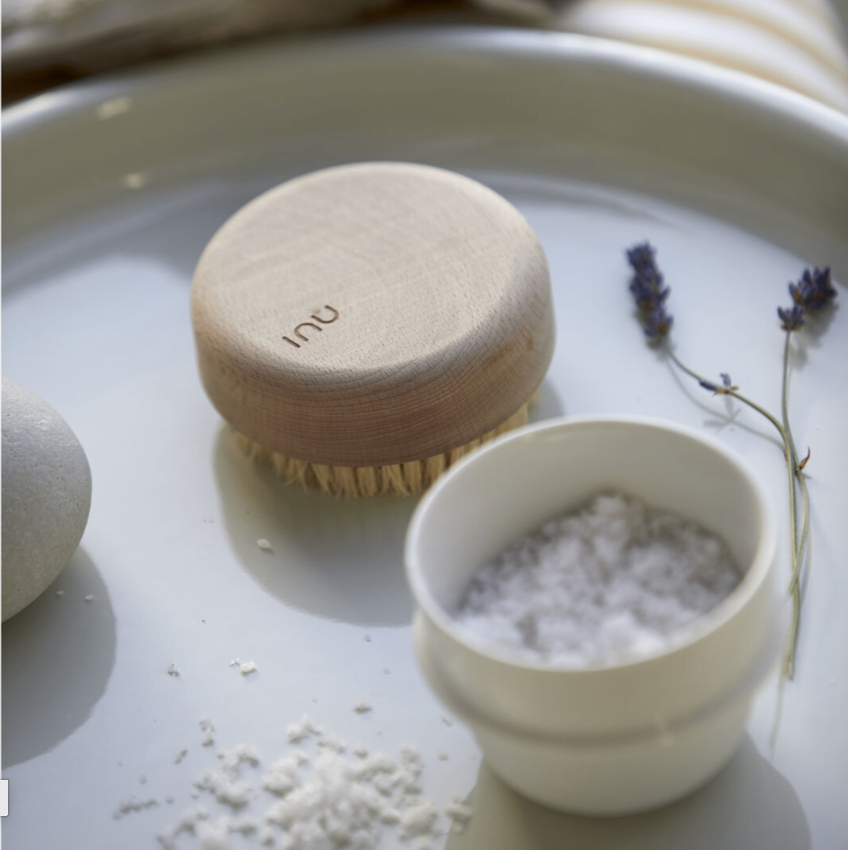 Inu Round Brush